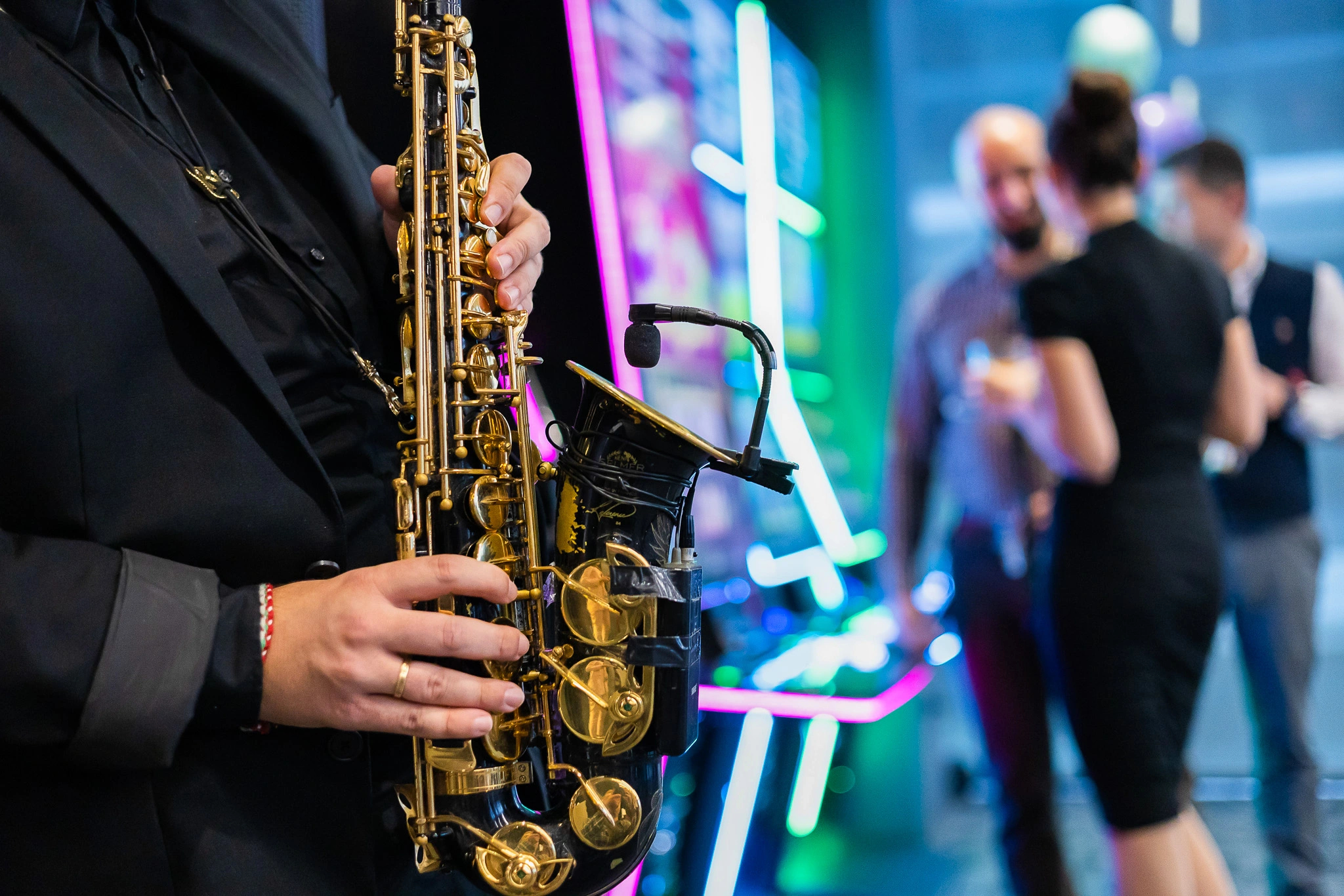 Live music during a birthday Party